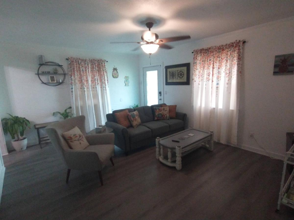 Welcome To Pineapple House! Pensacola Zewnętrze zdjęcie