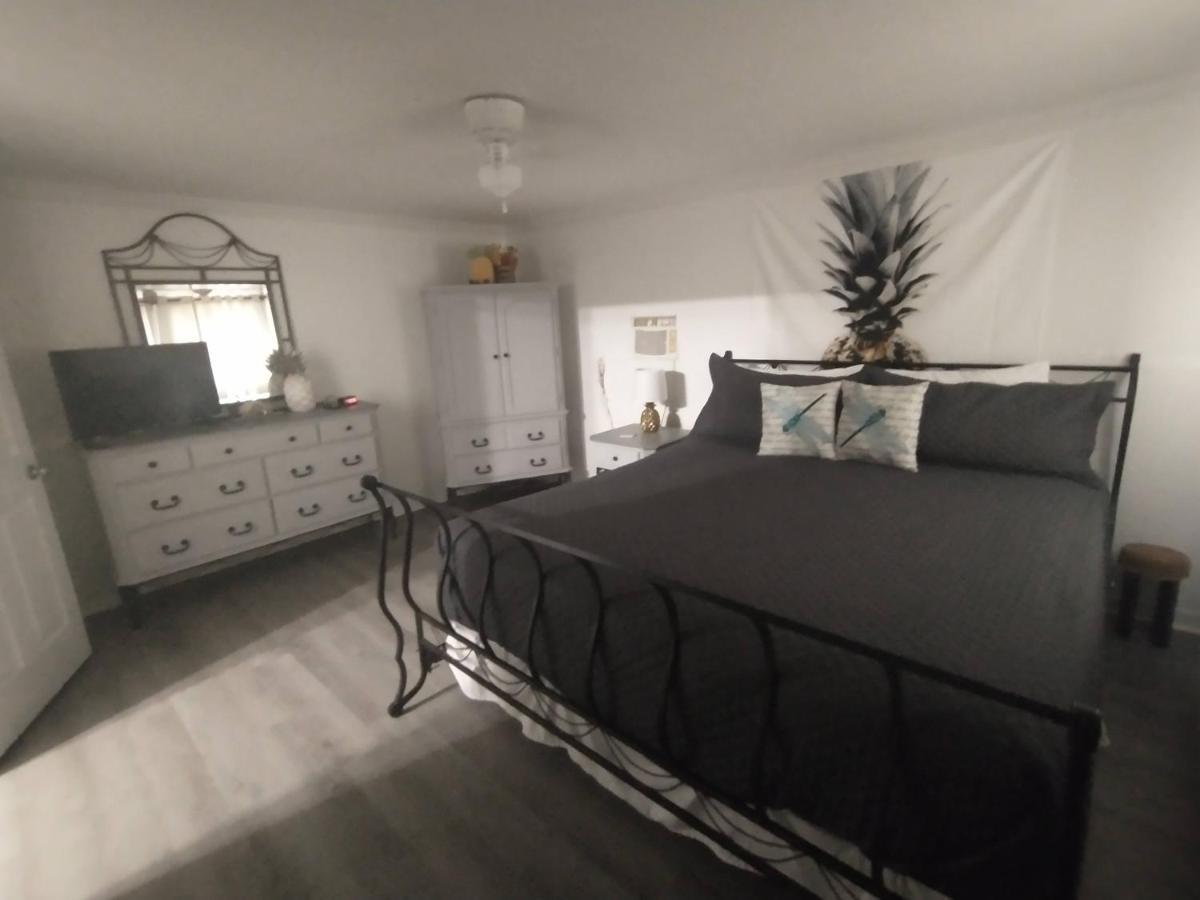 Welcome To Pineapple House! Pensacola Zewnętrze zdjęcie